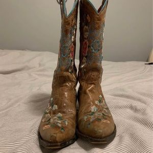 Macie Bean Rose Garden Boots